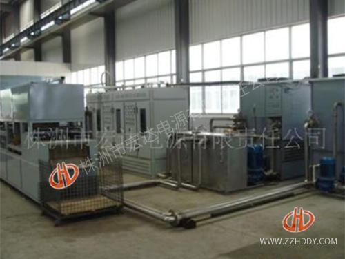 2018年為湖南某公司設(shè)計(jì)生產(chǎn)挖掘機(jī)履帶鏈軌節(jié)淬火、回火、退火成套設(shè)備